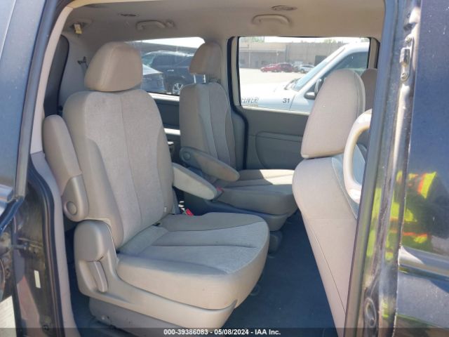 Photo 7 VIN: KNDMG4C76B6402313 - KIA SEDONA 