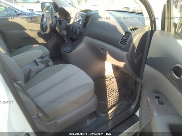 Photo 4 VIN: KNDMG4C76B6403817 - KIA SEDONA 