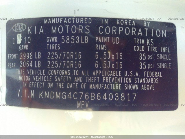 Photo 8 VIN: KNDMG4C76B6403817 - KIA SEDONA 