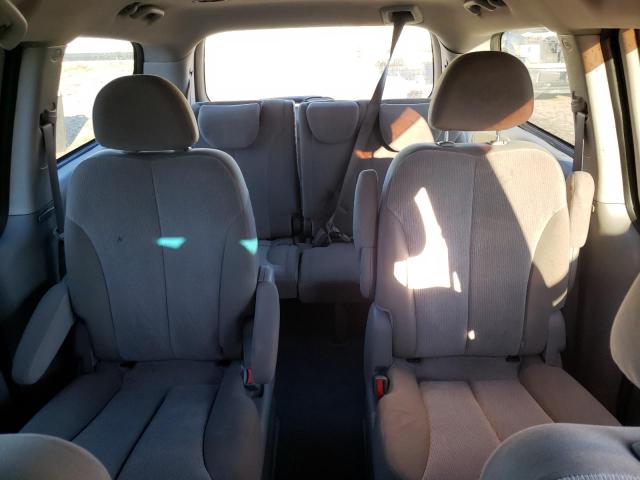 Photo 8 VIN: KNDMG4C76C6447804 - KIA SEDONA LX 