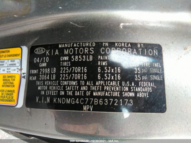 Photo 8 VIN: KNDMG4C77B6372173 - KIA SEDONA 