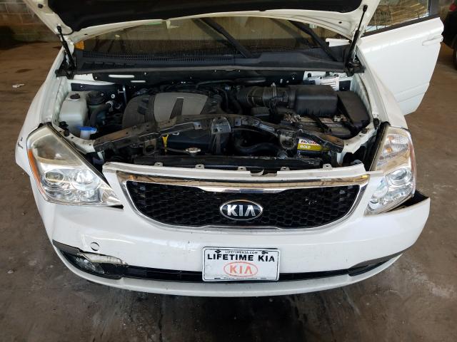 Photo 6 VIN: KNDMG4C77E6586911 - KIA SEDONA LX 