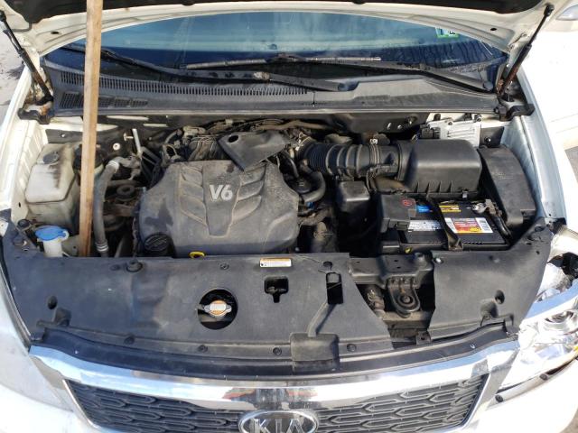 Photo 6 VIN: KNDMG4C78B6364504 - KIA SEDONA LX 