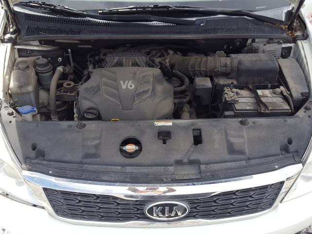 Photo 6 VIN: KNDMG4C78B6407979 - KIA SEDONA LX 