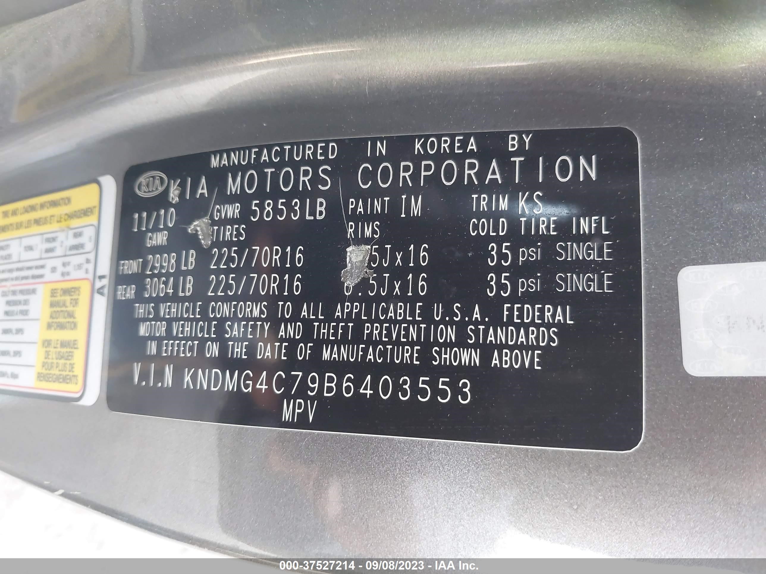 Photo 8 VIN: KNDMG4C79B6403553 - KIA SEDONA 