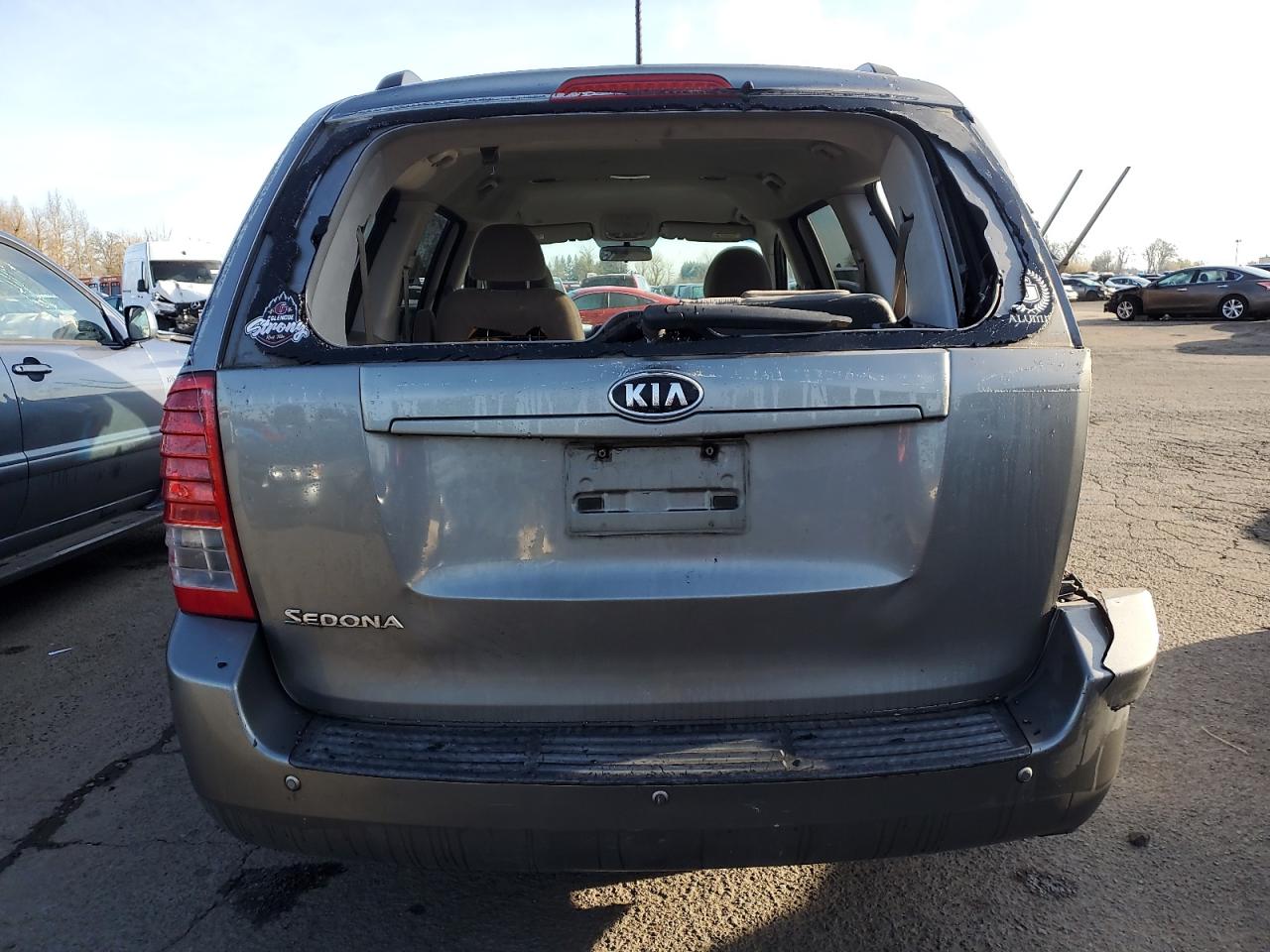 Photo 5 VIN: KNDMG4C79B6409837 - KIA SEDONA 