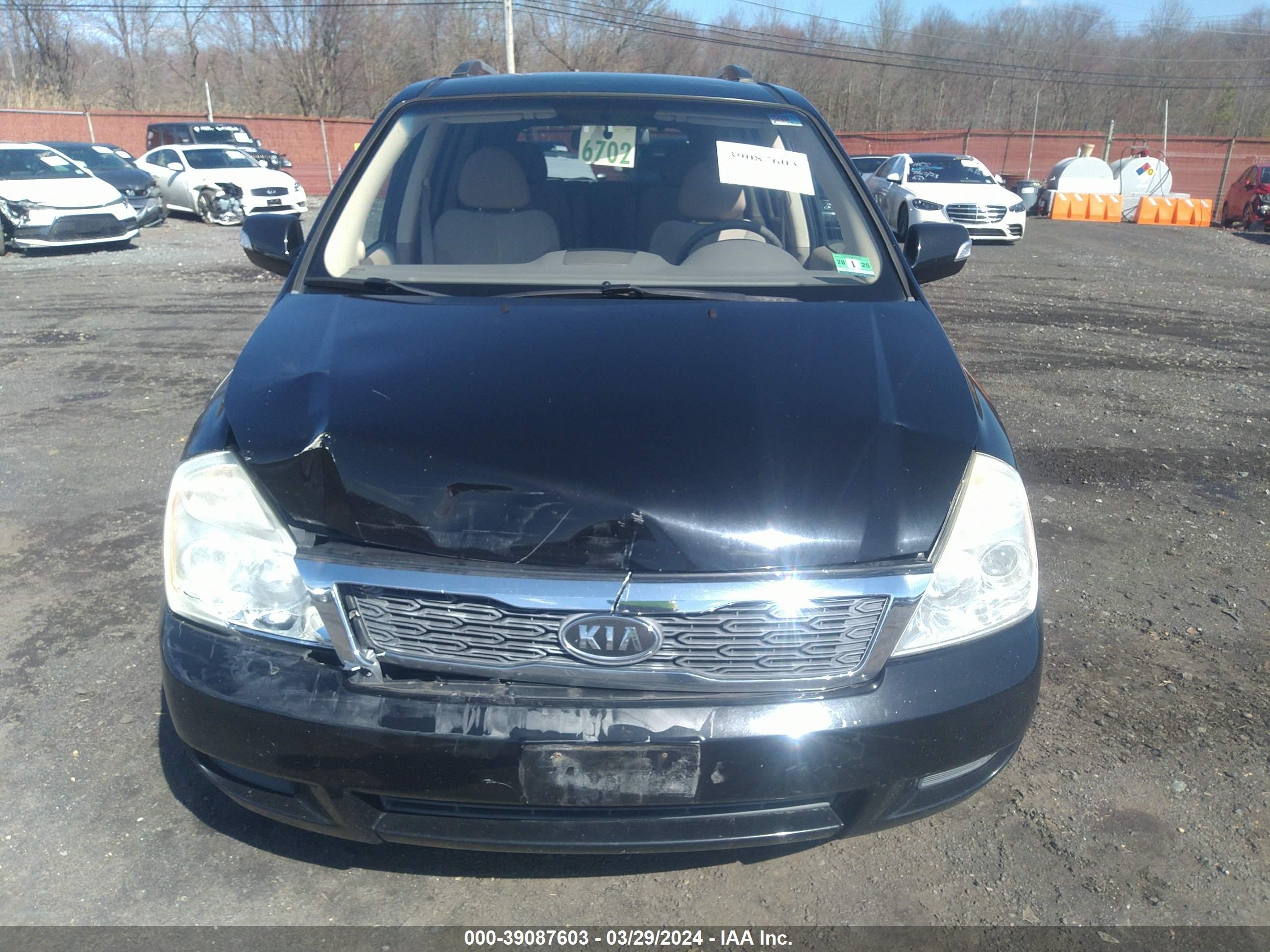 Photo 11 VIN: KNDMG4C79C6430382 - KIA SEDONA 