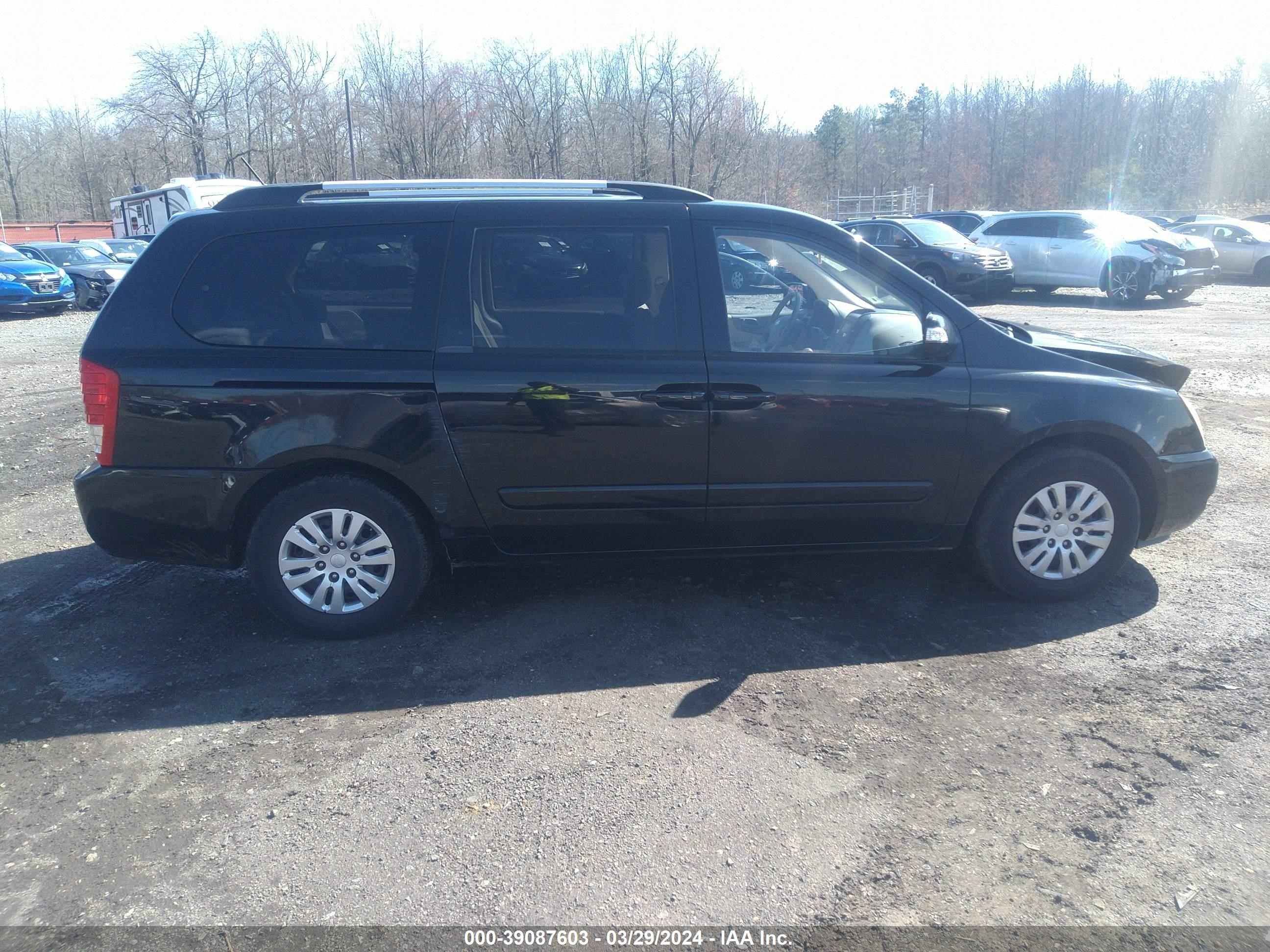 Photo 12 VIN: KNDMG4C79C6430382 - KIA SEDONA 