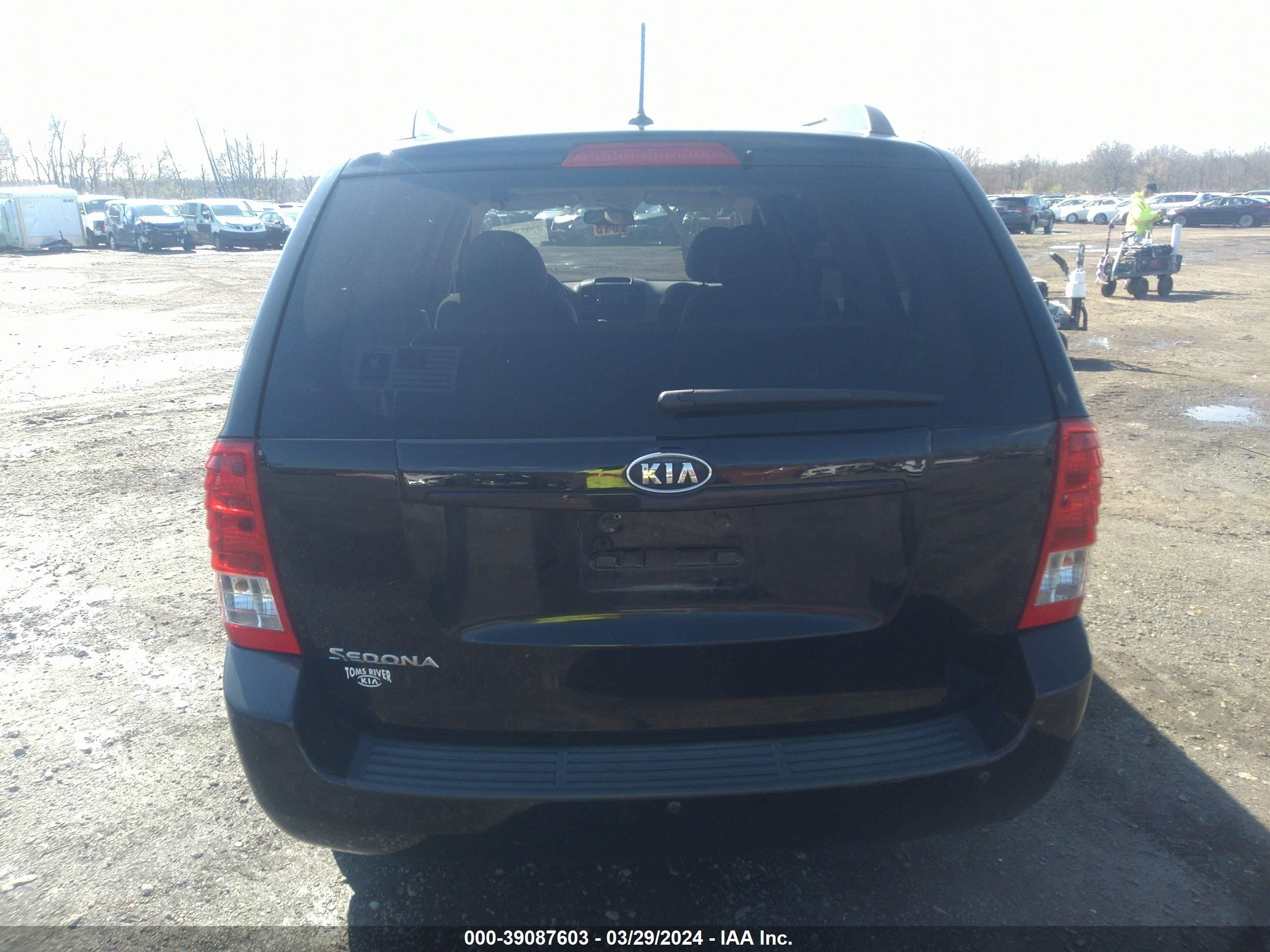 Photo 15 VIN: KNDMG4C79C6430382 - KIA SEDONA 