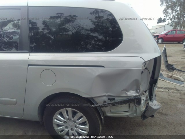 Photo 5 VIN: KNDMG4C79C6479758 - KIA SEDONA 