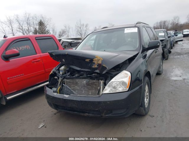 Photo 5 VIN: KNDMG4C7XB6381529 - KIA SEDONA 