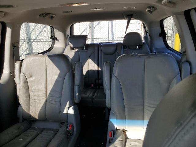 Photo 9 VIN: KNDMH4C76B6399040 - KIA SEDONA 