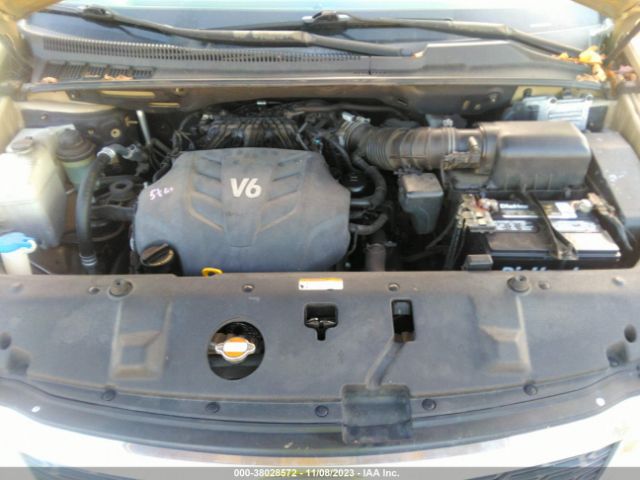 Photo 9 VIN: KNDMH4C7XB6372620 - KIA SEDONA 