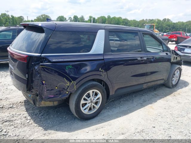 Photo 3 VIN: KNDNB4H30N6189307 - KIA CARNIVAL 