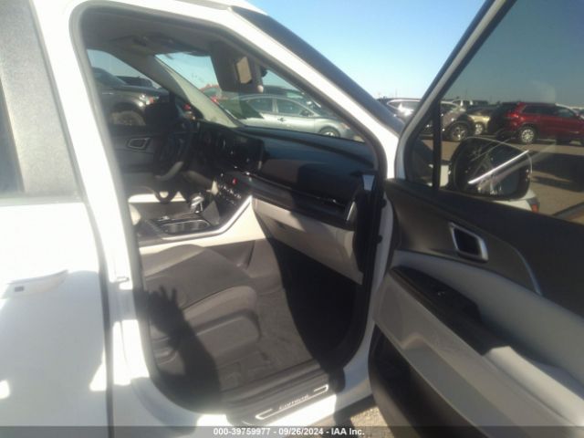 Photo 4 VIN: KNDNB4H31P6258816 - KIA CARNIVAL 