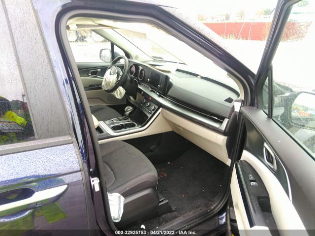 Photo 4 VIN: KNDNB4H32N6137452 - KIA CARNIVAL 