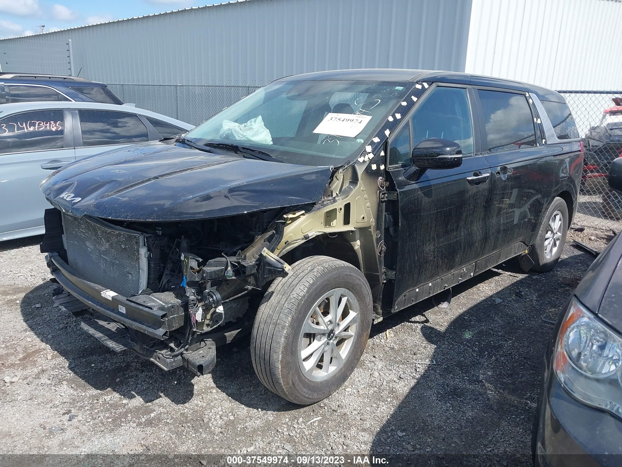 Photo 1 VIN: KNDNB4H32P6196472 - KIA CARNIVAL 