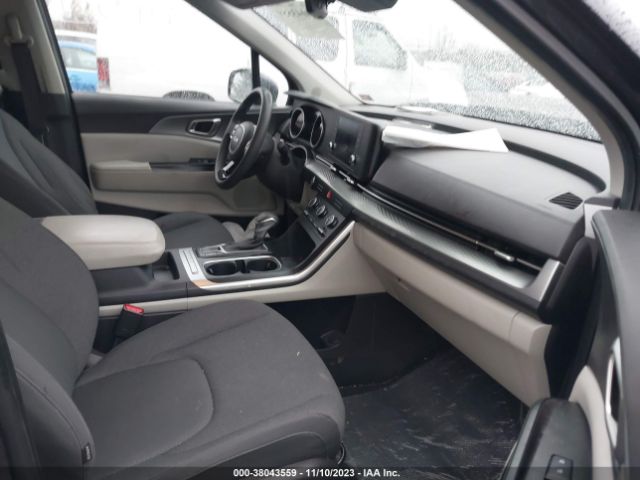 Photo 4 VIN: KNDNB4H34N6118496 - KIA CARNIVAL 