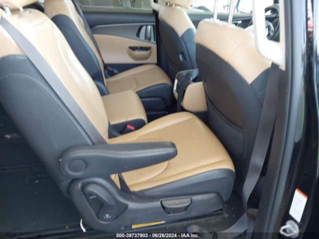 Photo 7 VIN: KNDNB4H35N6060673 - KIA CARNIVAL 