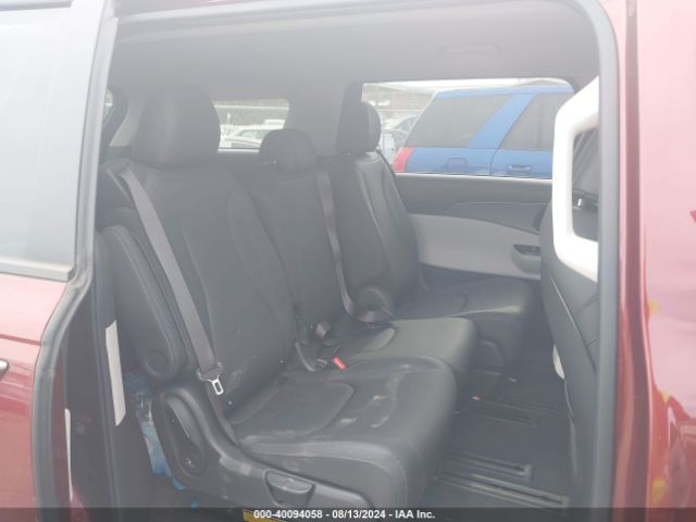 Photo 7 VIN: KNDNB4H37N6092492 - KIA CARNIVAL 