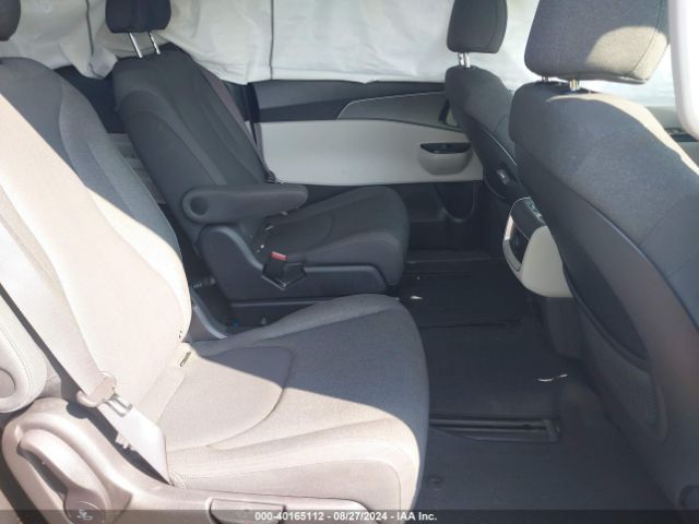 Photo 7 VIN: KNDNB4H38N6058030 - KIA CARNIVAL 