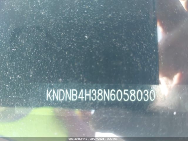 Photo 8 VIN: KNDNB4H38N6058030 - KIA CARNIVAL 