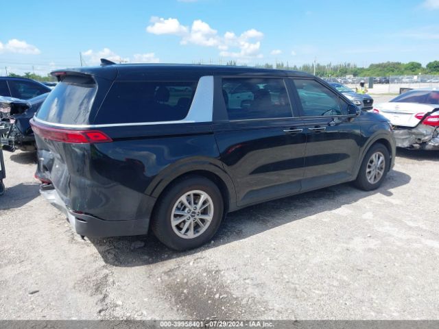 Photo 3 VIN: KNDNB4H38R6434361 - KIA CARNIVAL 