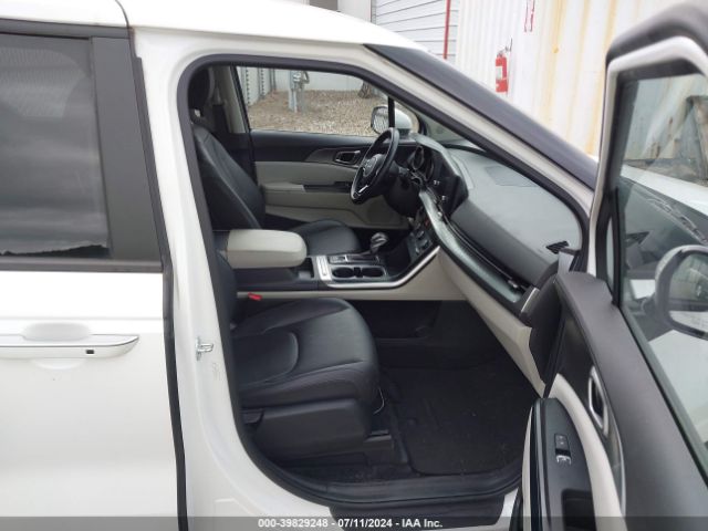 Photo 4 VIN: KNDNB4H39N6092221 - KIA CARNIVAL 