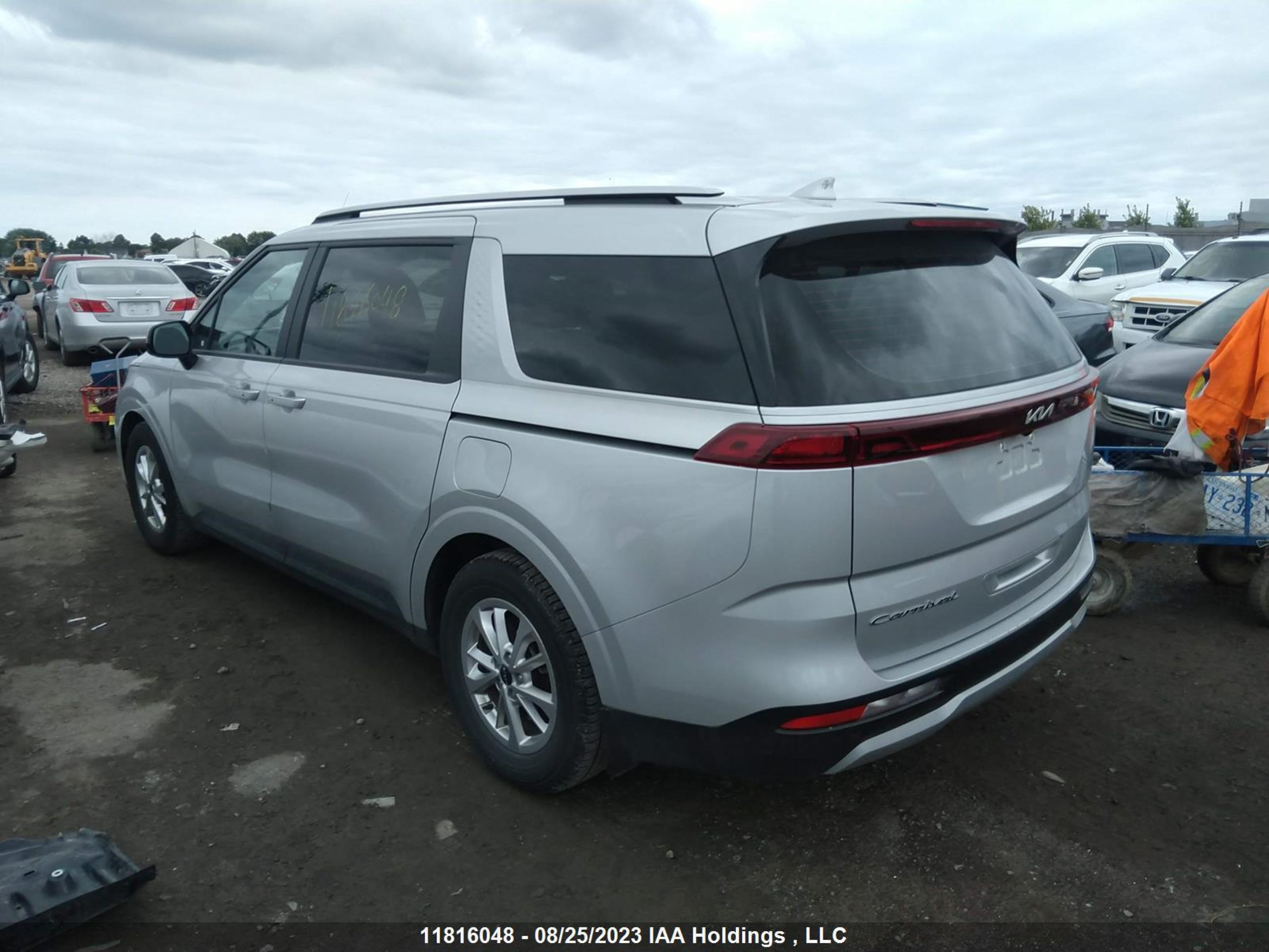 Photo 2 VIN: KNDNB5H30N6062871 - KIA CARNIVAL 