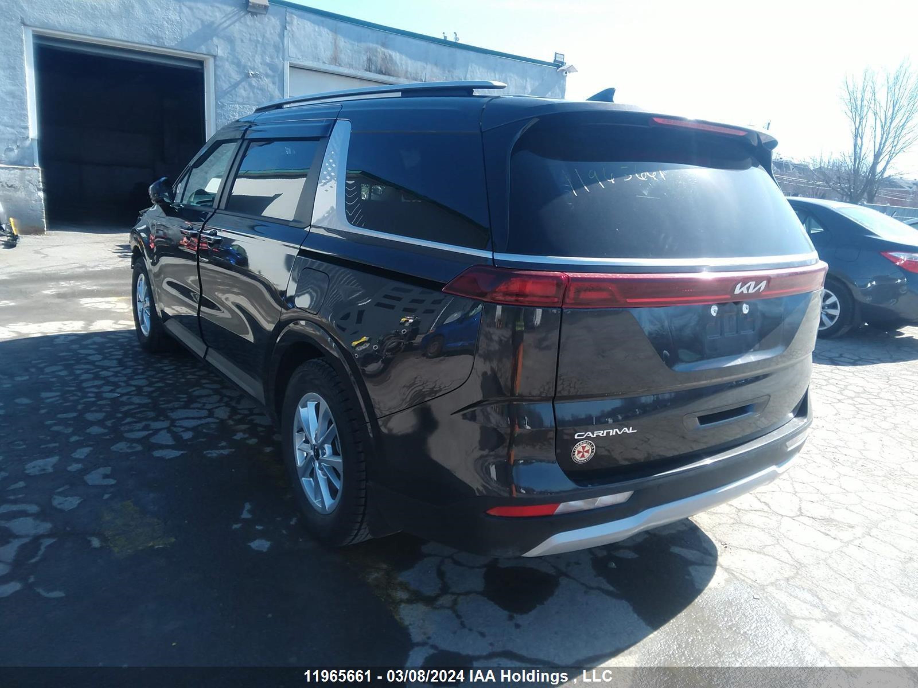 Photo 2 VIN: KNDNB5H35R6348821 - KIA CARNIVAL 