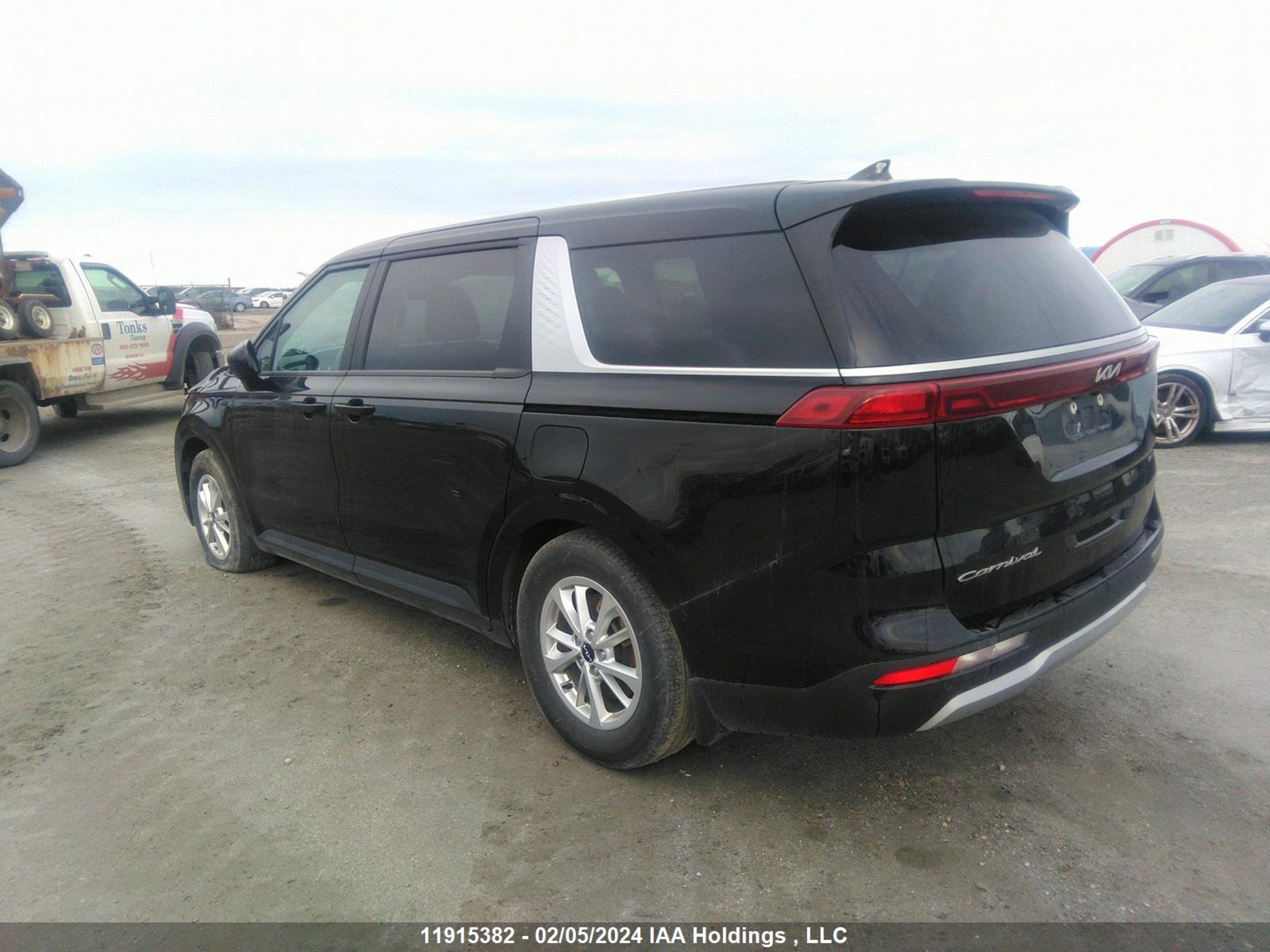 Photo 2 VIN: KNDNB5H37N6110026 - KIA CARNIVAL 