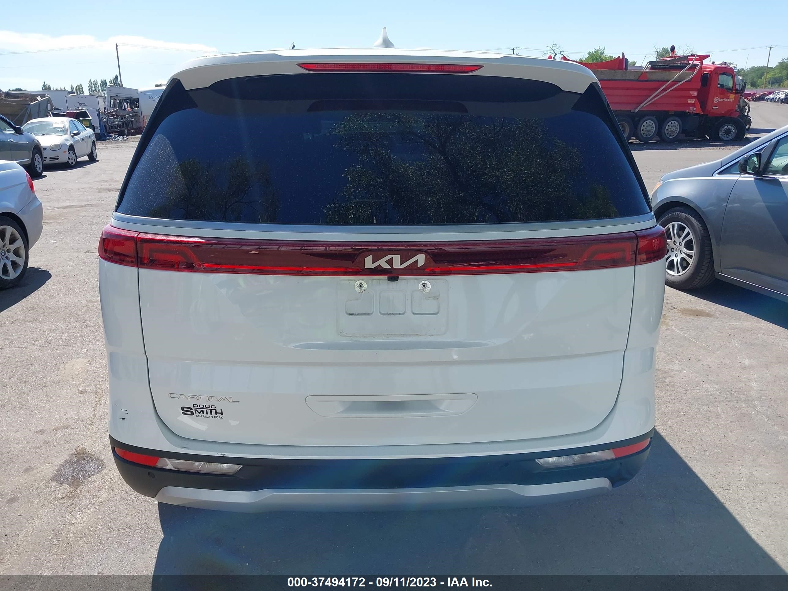 Photo 14 VIN: KNDNC5H32P6261615 - KIA CARNIVAL 