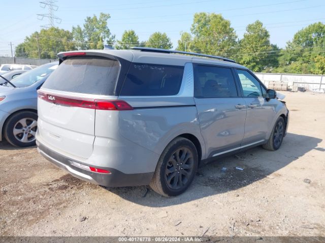 Photo 3 VIN: KNDNE5H32R6394842 - KIA CARNIVAL 