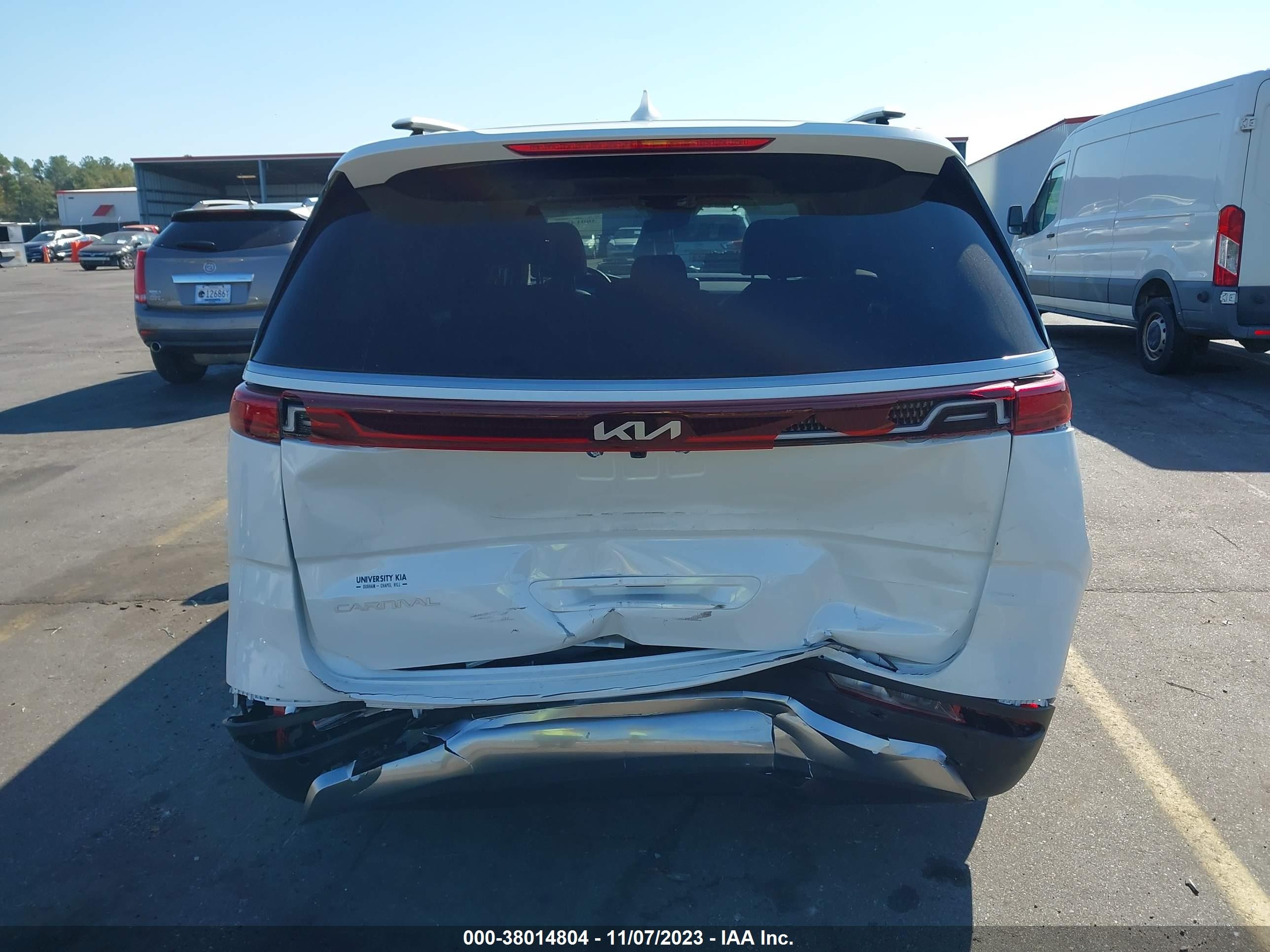 Photo 15 VIN: KNDNE5H36R6357857 - KIA CARNIVAL 