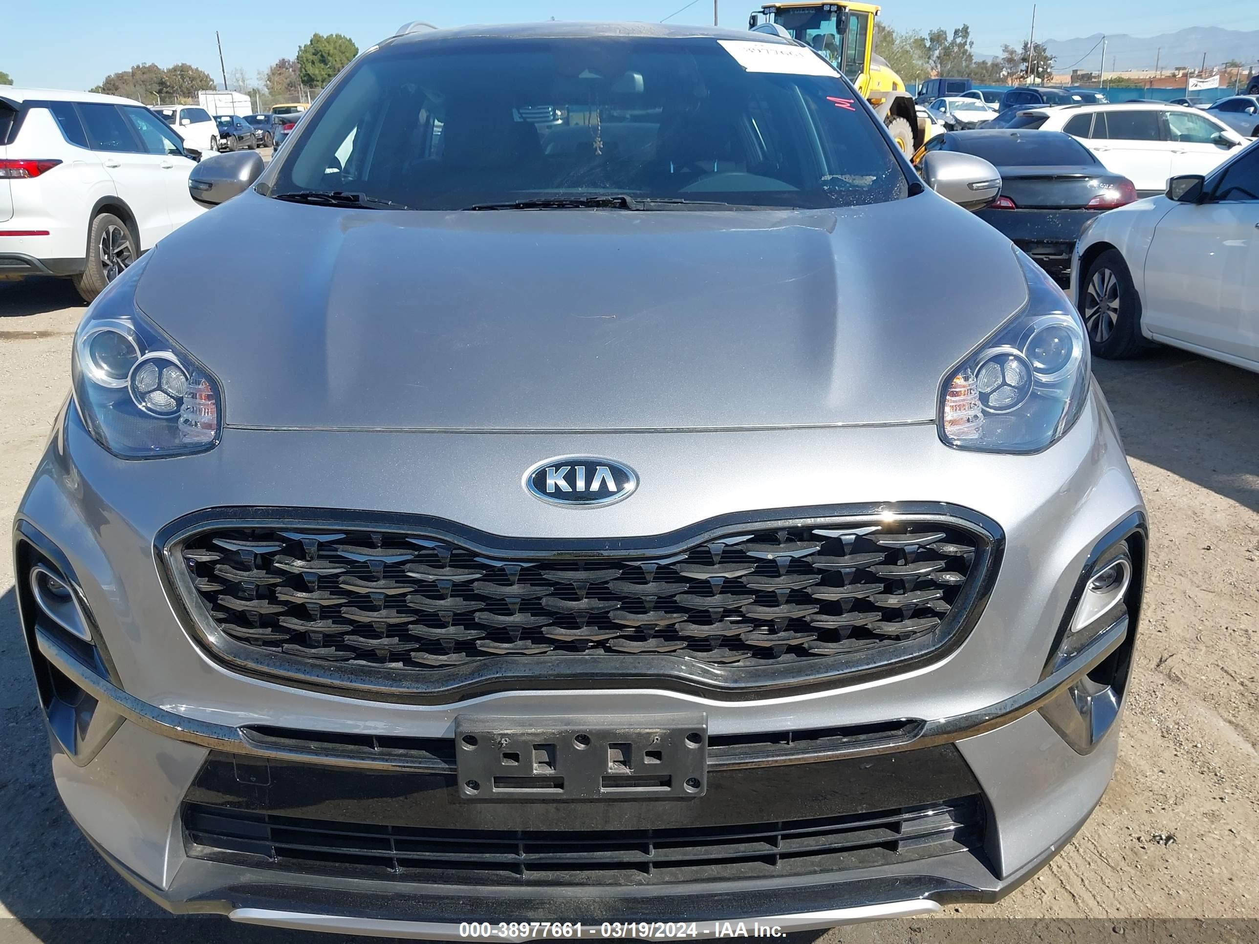 Photo 11 VIN: KNDP63AC0L7738187 - KIA SPORTAGE 