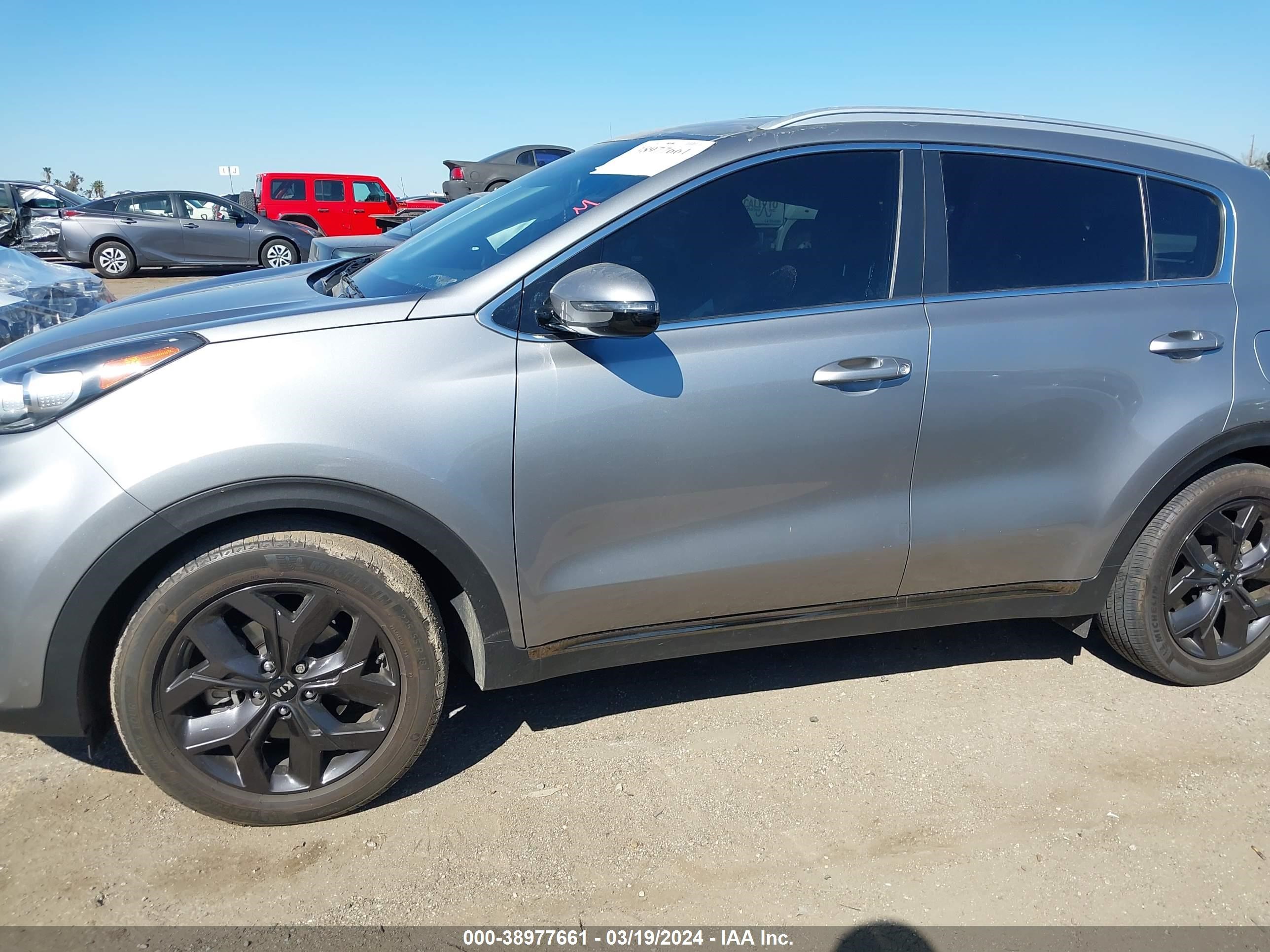 Photo 13 VIN: KNDP63AC0L7738187 - KIA SPORTAGE 