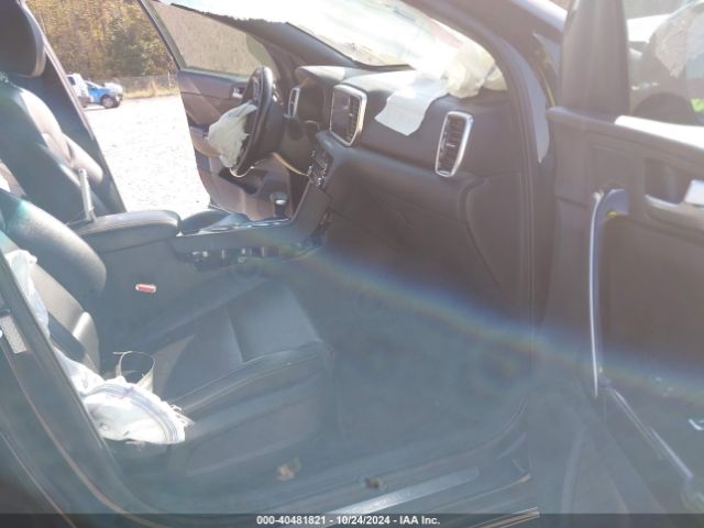 Photo 4 VIN: KNDP63AC7L7714209 - KIA SPORTAGE 