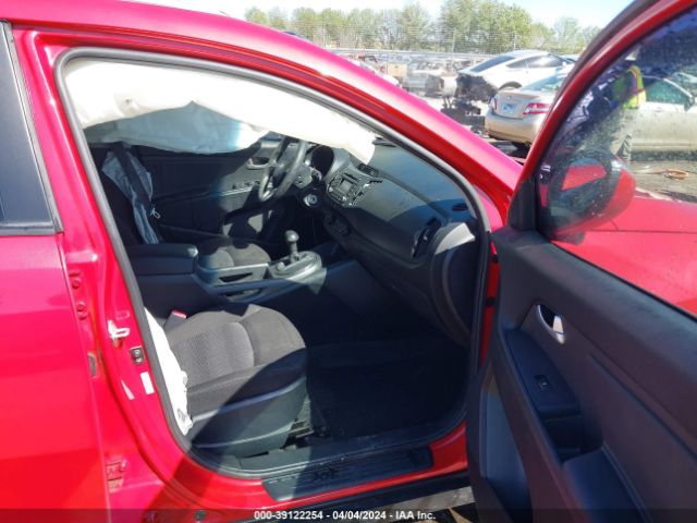 Photo 4 VIN: KNDPB3A21C7207986 - KIA SPORTAGE 