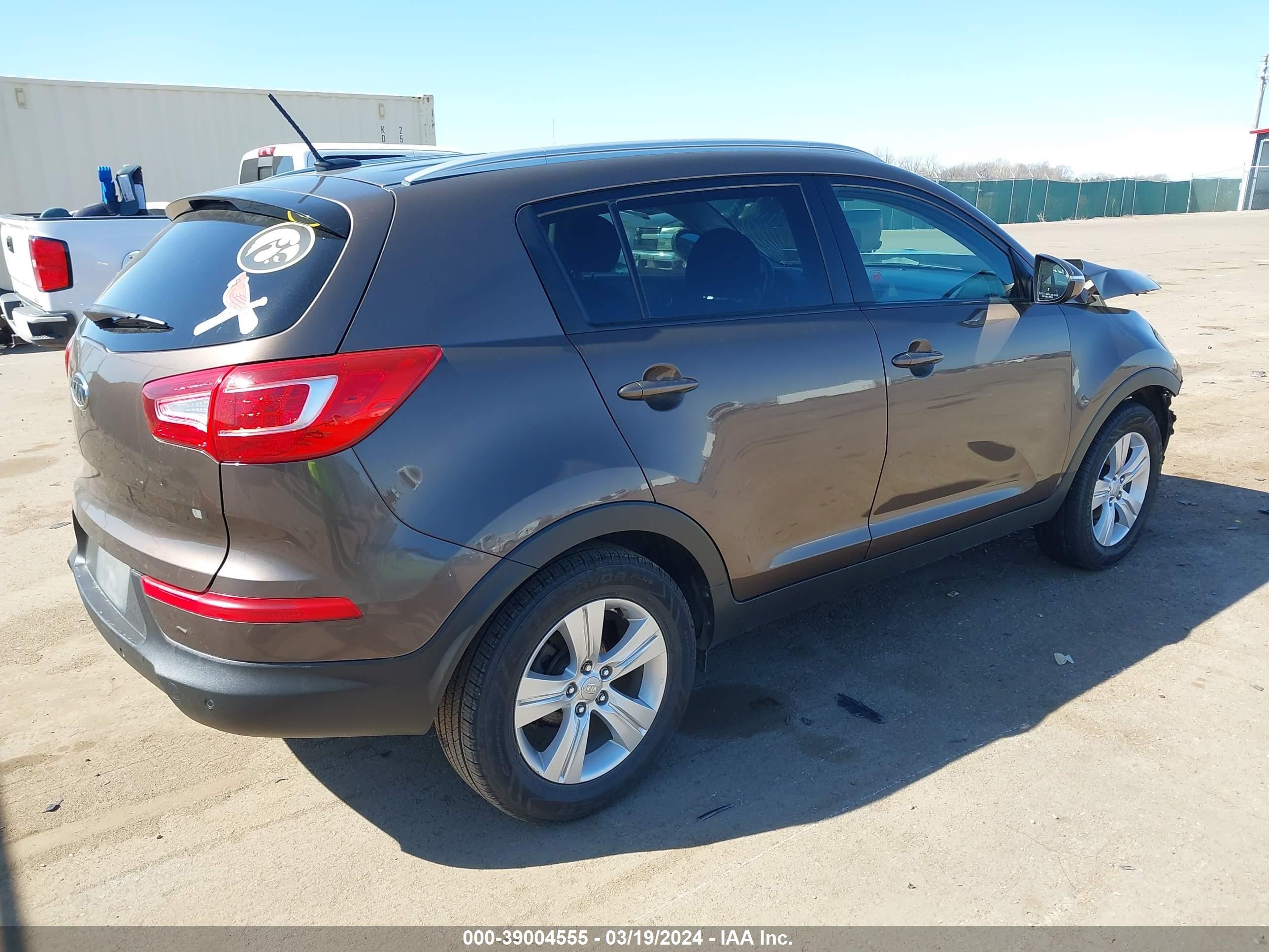 Photo 3 VIN: KNDPB3A23B7090894 - KIA SPORTAGE 