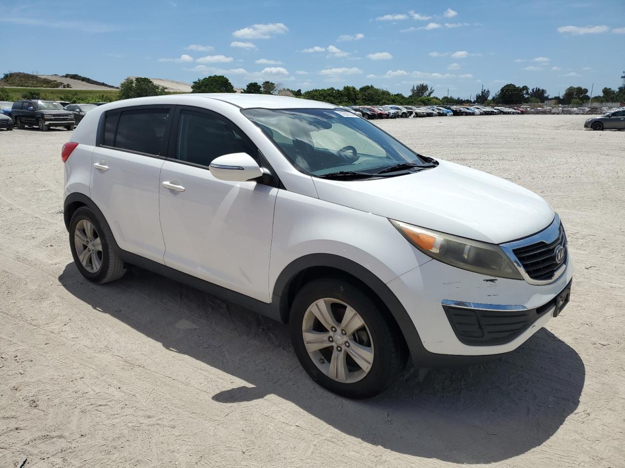 Photo 3 VIN: KNDPB3A24C7290586 - KIA SPORTAGE 