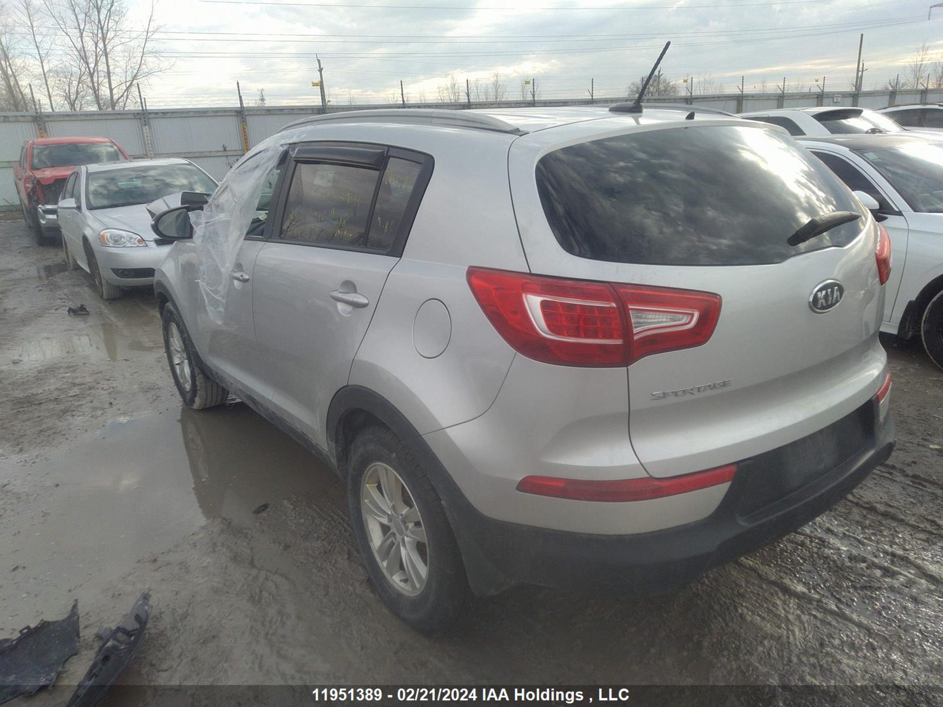 Photo 2 VIN: KNDPB3A25B7151310 - KIA SPORTAGE 