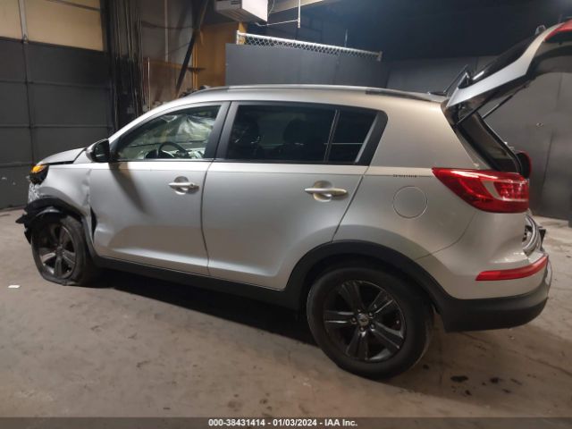 Photo 2 VIN: KNDPB3A26B7091778 - KIA SPORTAGE 