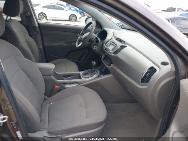 Photo 4 VIN: KNDPB3A27B7049121 - KIA SPORTAGE 