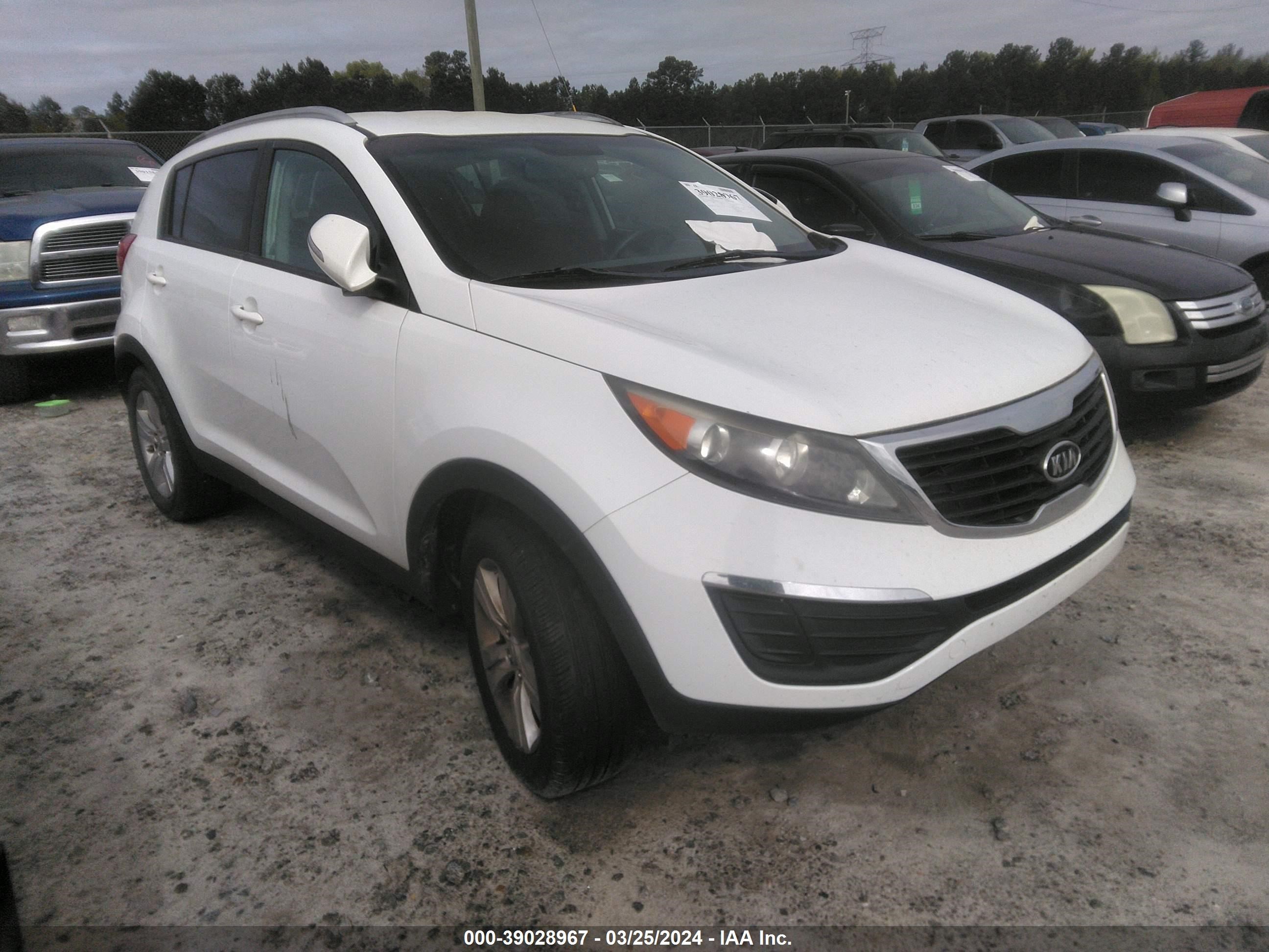 Photo 0 VIN: KNDPB3A27B7054626 - KIA SPORTAGE 