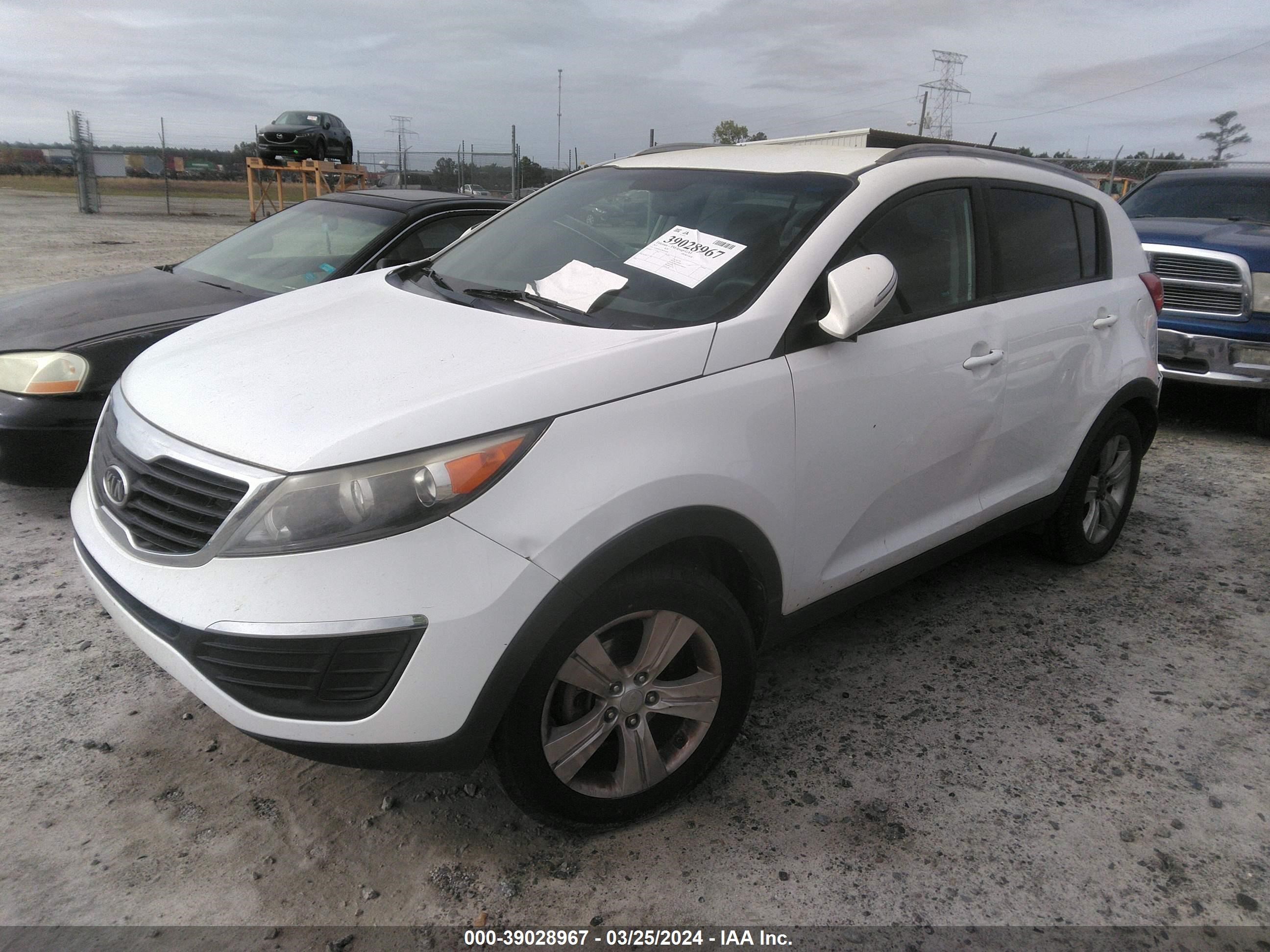 Photo 1 VIN: KNDPB3A27B7054626 - KIA SPORTAGE 