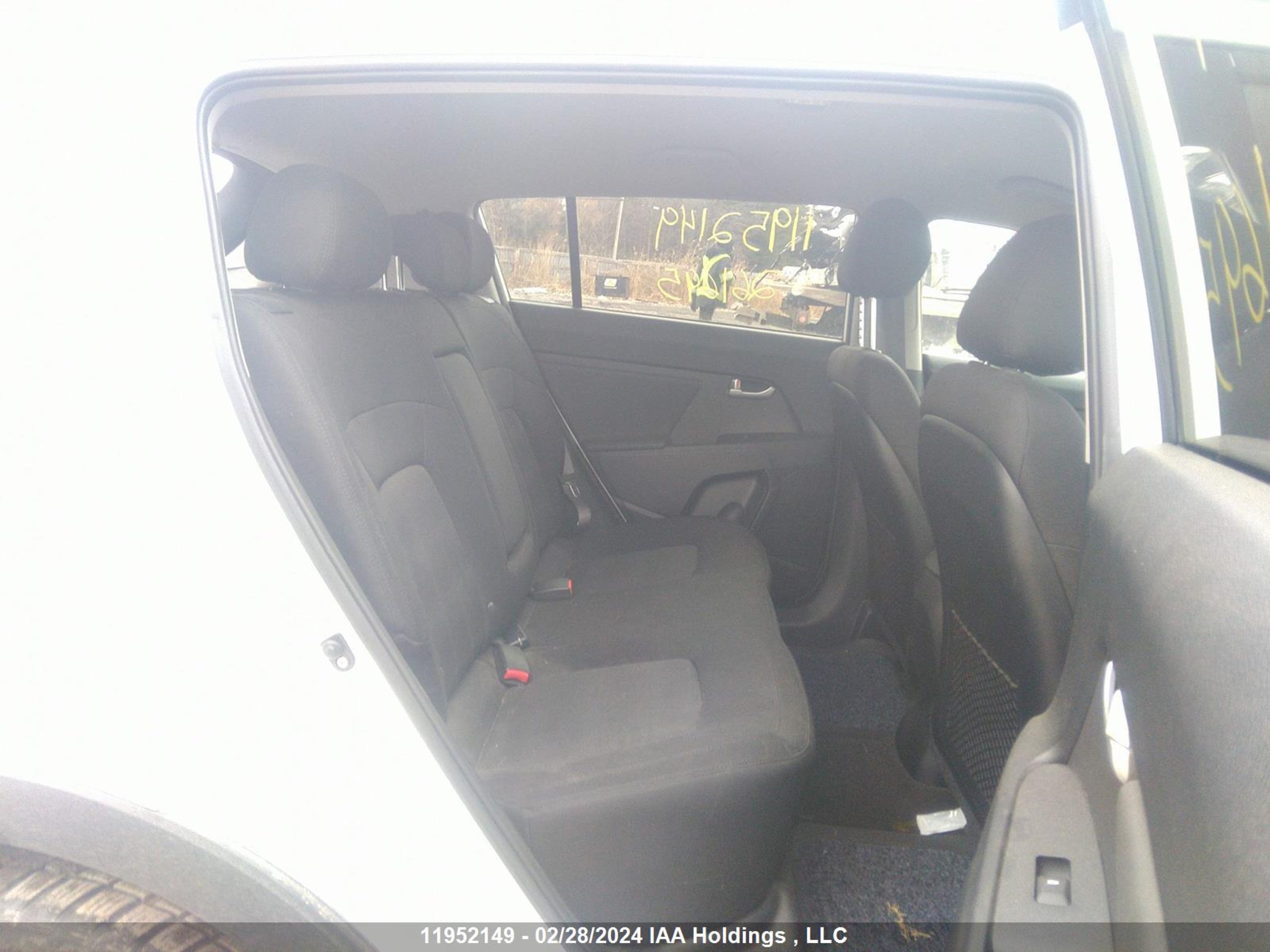 Photo 7 VIN: KNDPB3A27C7261695 - KIA SPORTAGE 