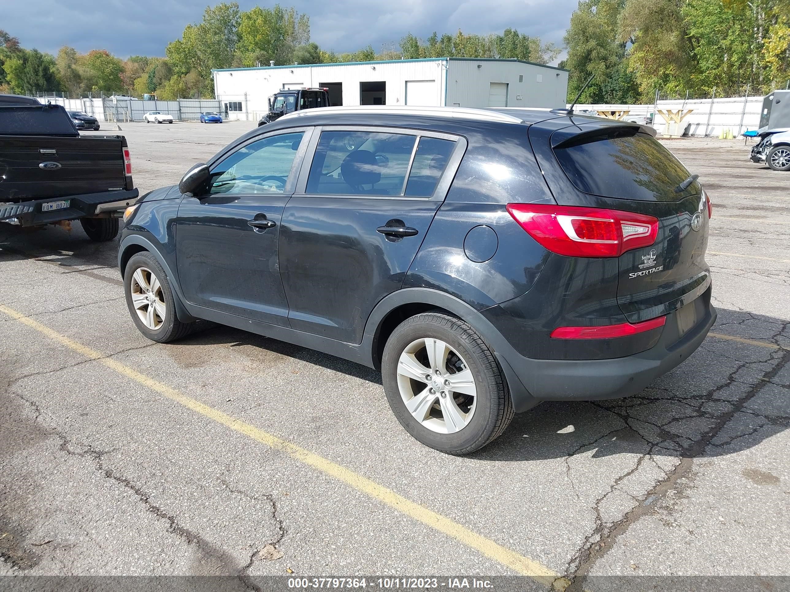 Photo 2 VIN: KNDPB3A27C7296799 - KIA SPORTAGE 