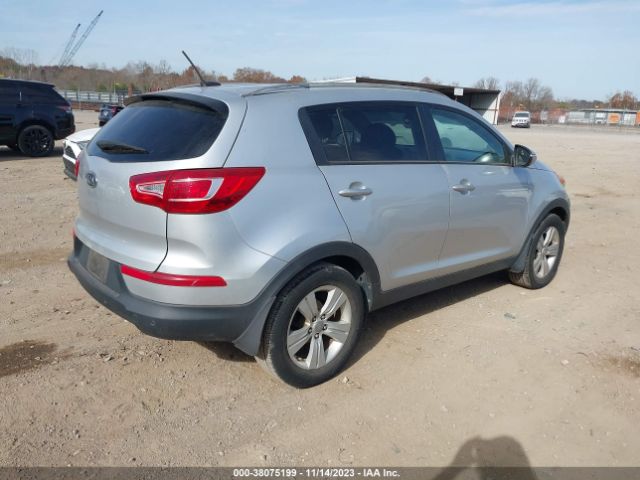 Photo 3 VIN: KNDPB3A28B7105728 - KIA SPORTAGE 