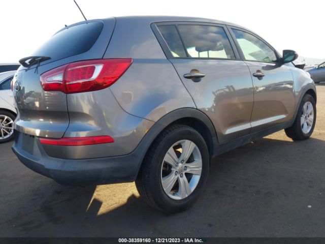 Photo 3 VIN: KNDPB3A28C7273029 - KIA SPORTAGE 