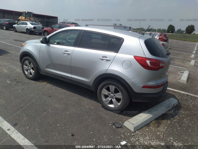 Photo 2 VIN: KNDPB3A28D7422623 - KIA SPORTAGE 